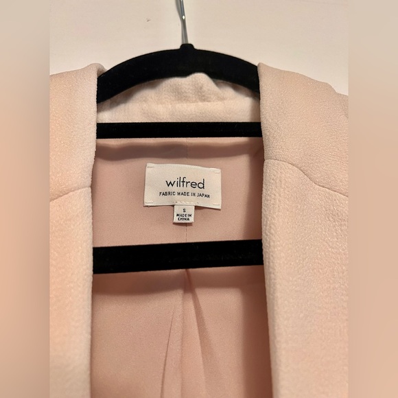 Aritzia blazer - Picture 2 of 6